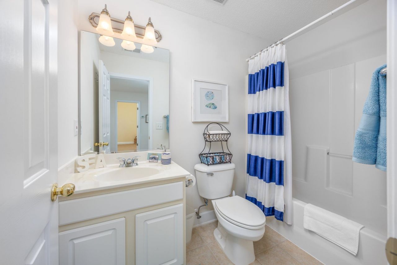 6095 Catalina Dr. Photo 25