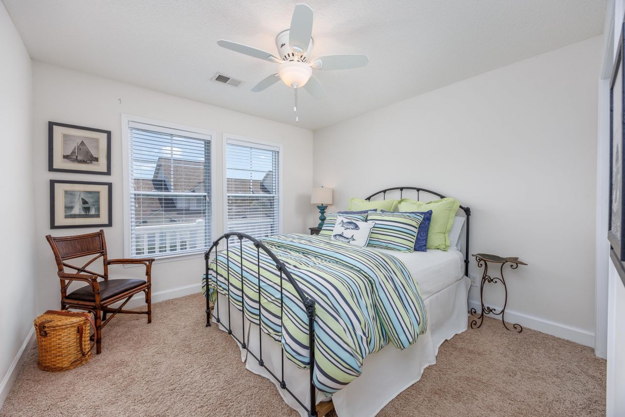 6095 Catalina Dr. Photo 26