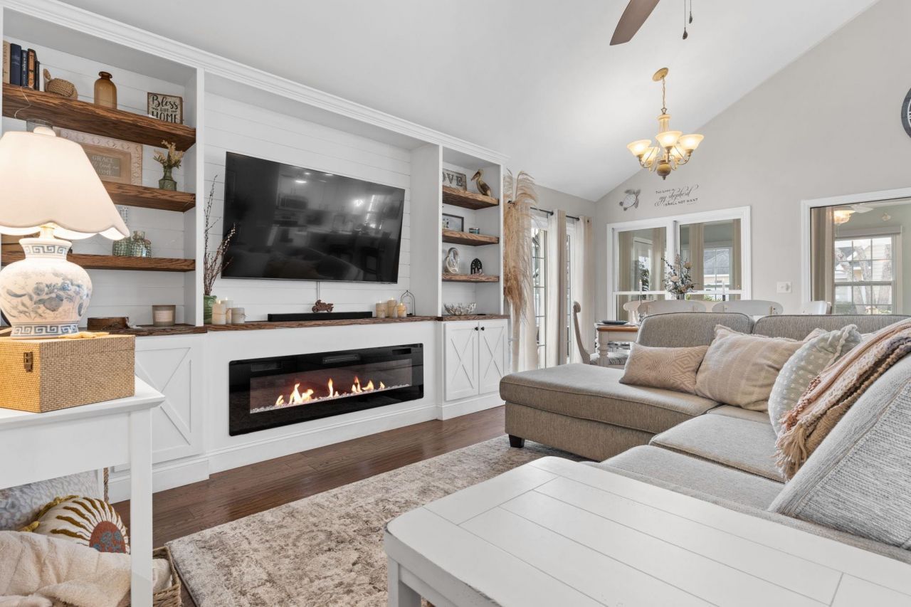 4509 Spyglass Dr. Photo 10