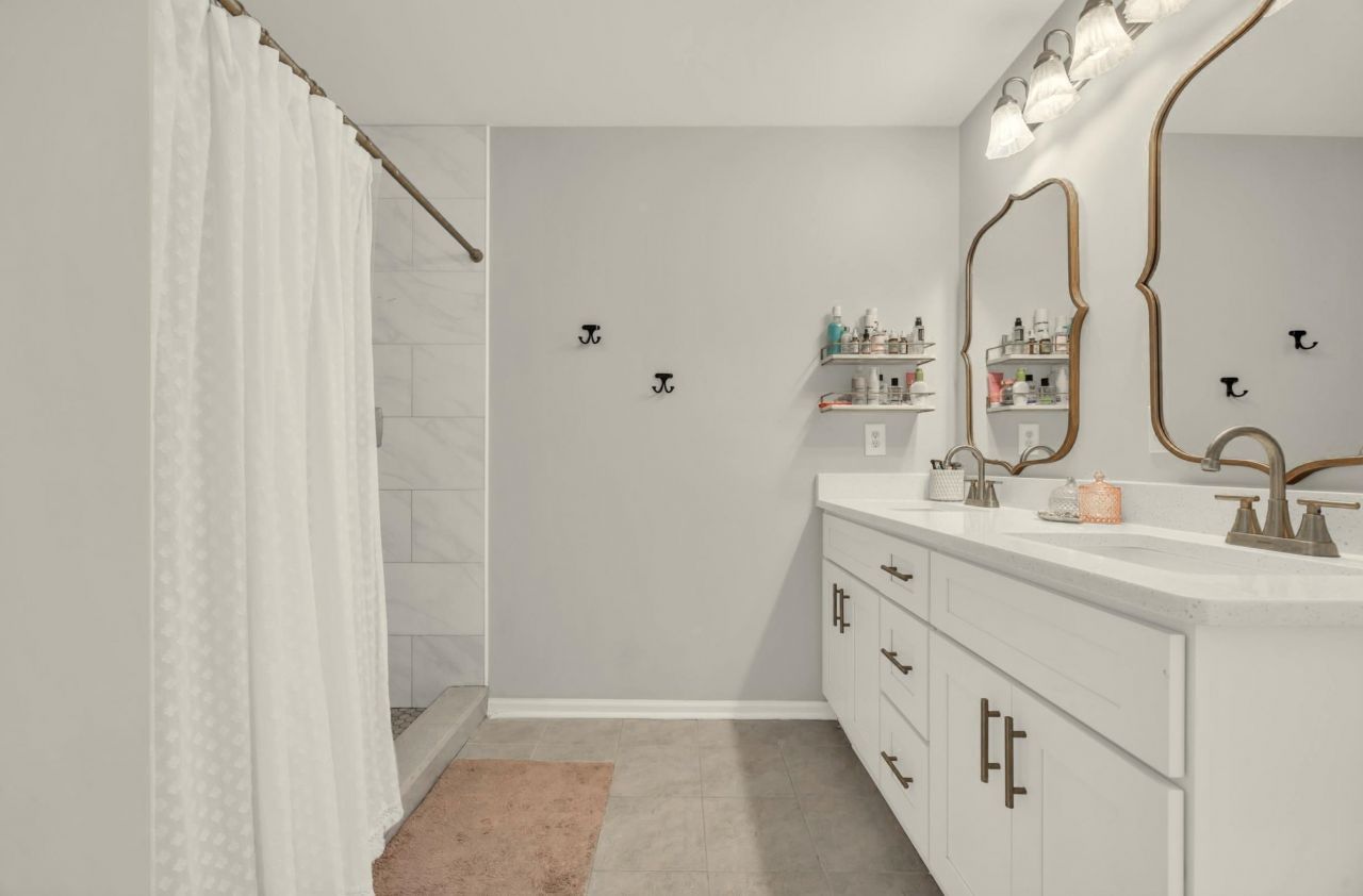 4501 Farm Lake Dr. Photo 22