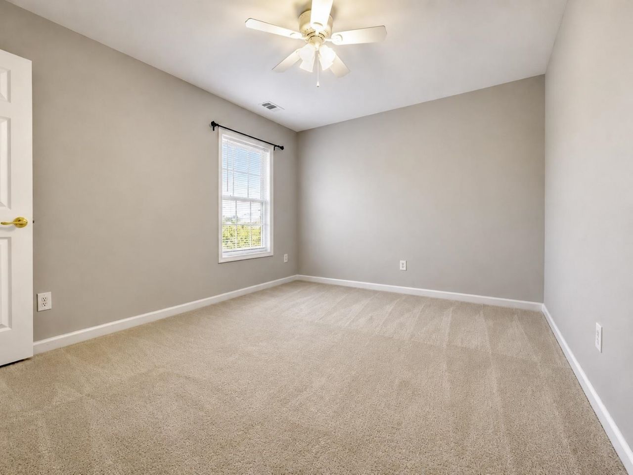 4501 Farm Lake Dr. Photo 30