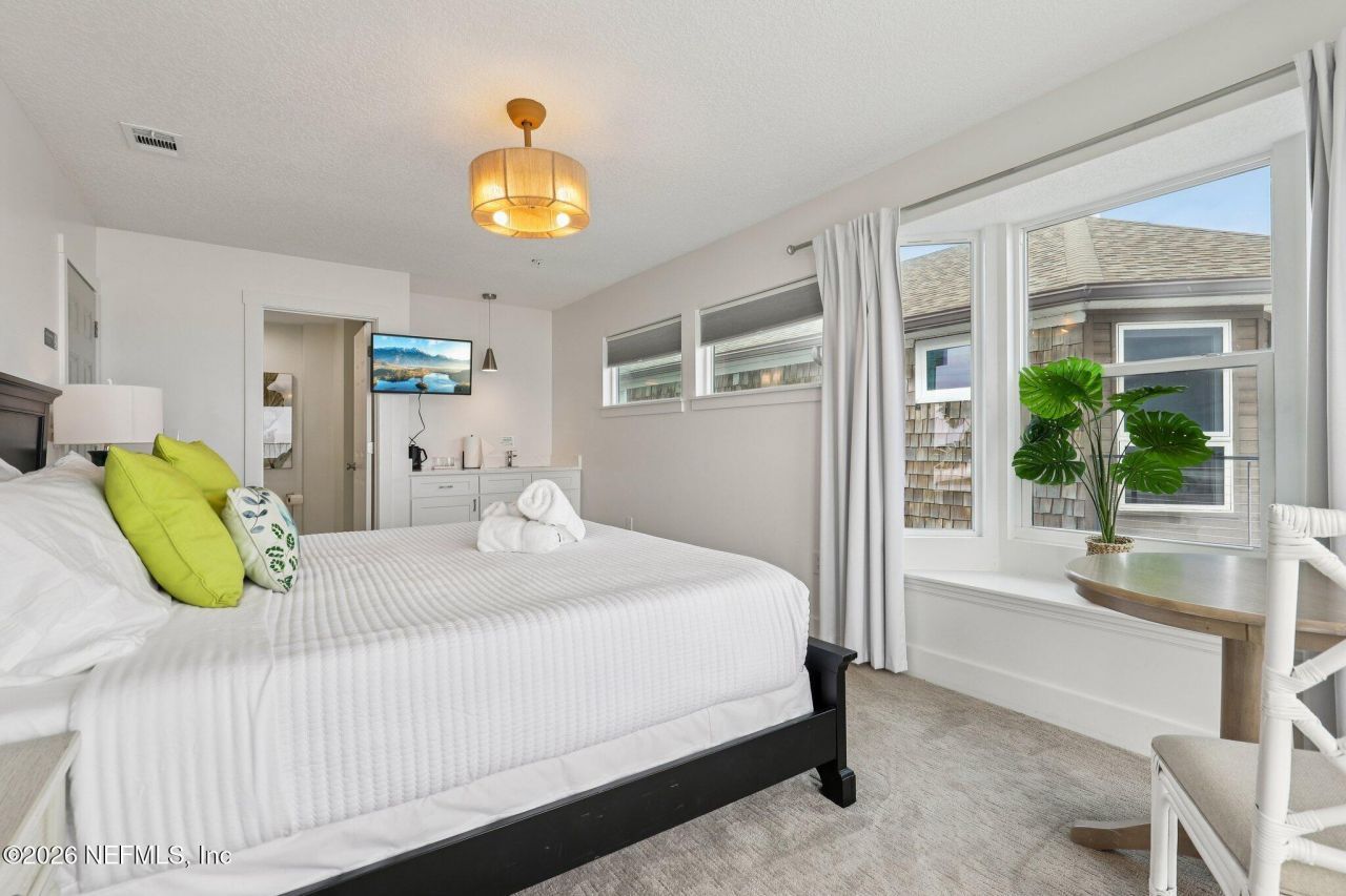 11 19th Avenue N, Jacksonville Beach, FL 32250 Photo