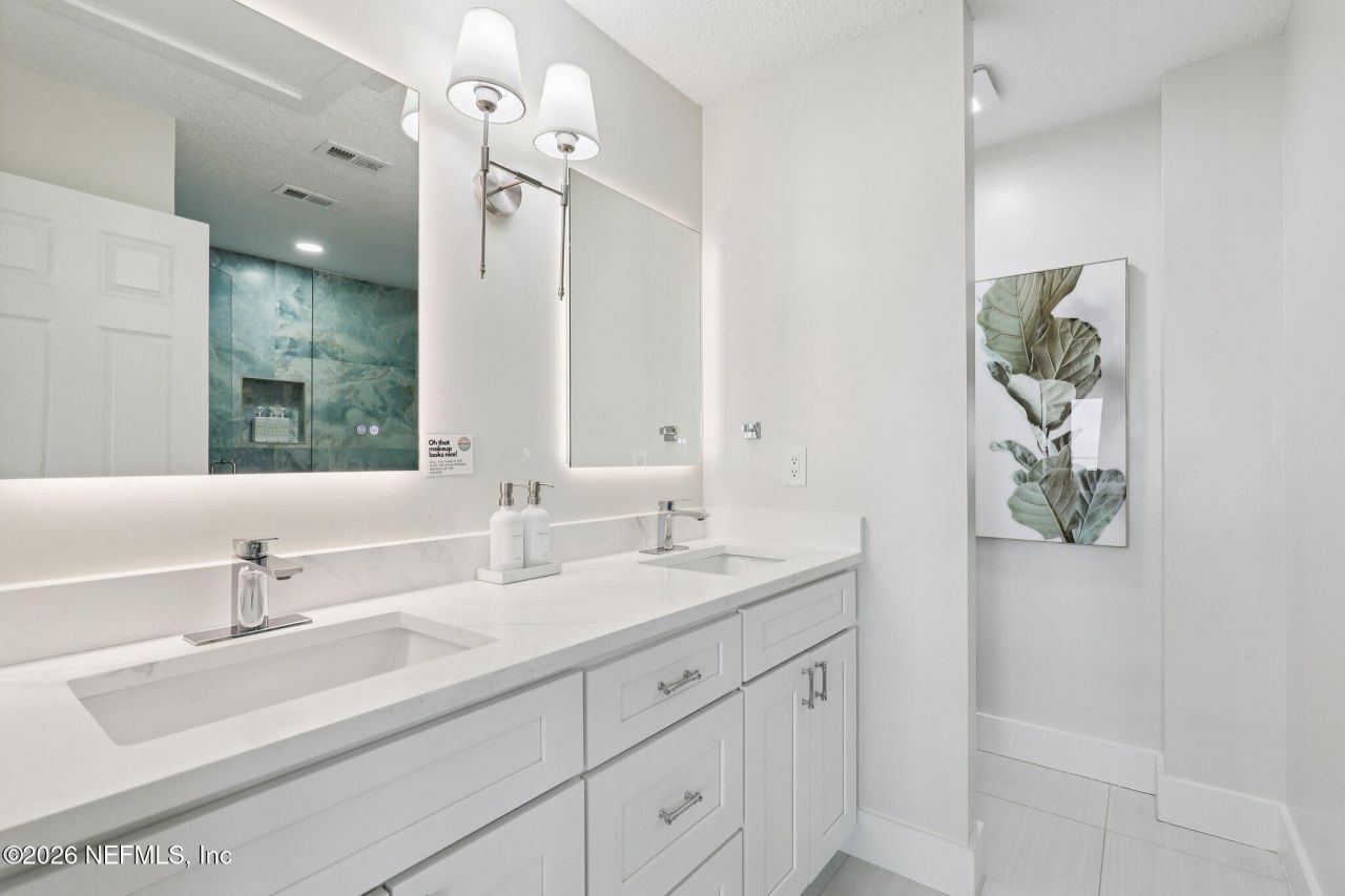 11 19th Avenue N, Jacksonville Beach, FL 32250 Photo