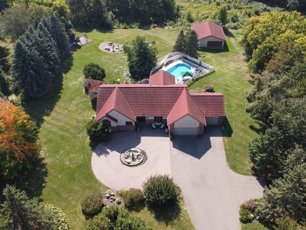 4838 Crown Lane, Woodbury, MN 55129