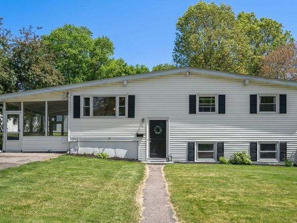 6 Rosenfeld Rd, Millis, MA 02054
