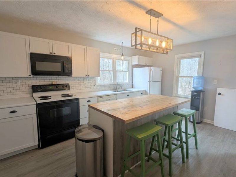 13849 Painesville Warren Road, Leroy, OH 44077 Photo 14