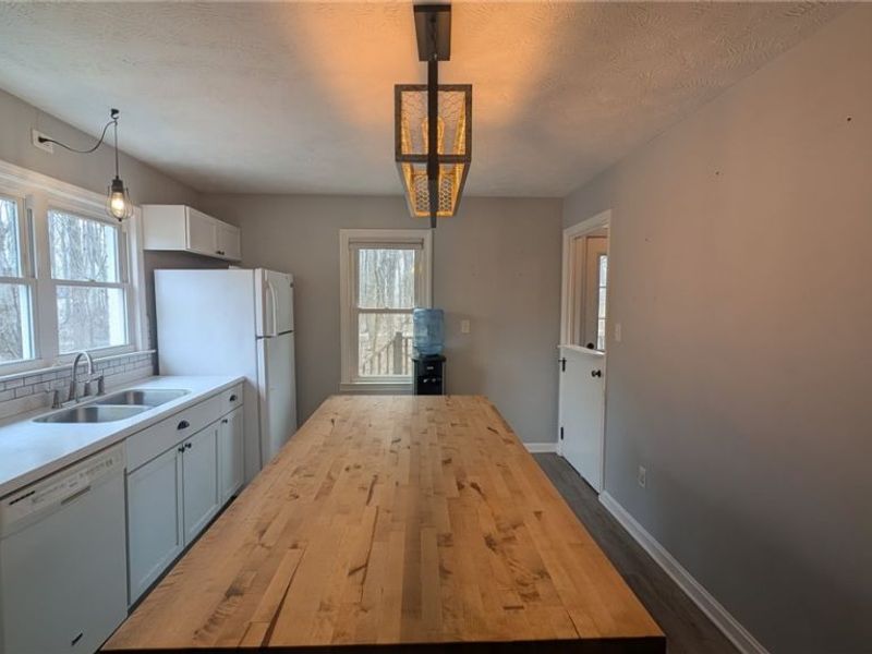 13849 Painesville Warren Road, Leroy, OH 44077 Photo 17