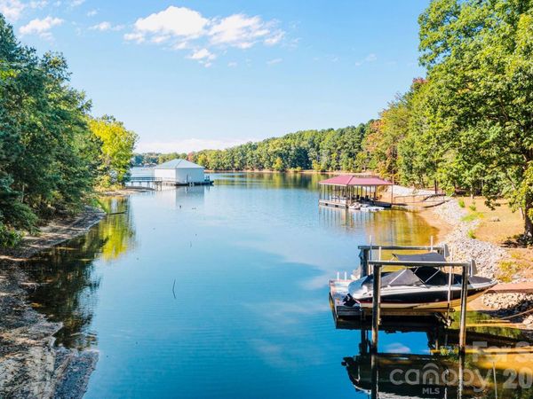 19322 Yachtman Drive, Cornelius, NC 28031