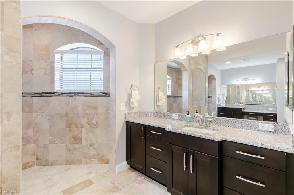 2003 NE 10th Pl, Cape Coral, FL 33909 Photo