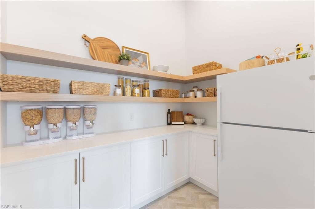 898 W Cape Estates Cir, Cape Coral, FL 33993 Photo