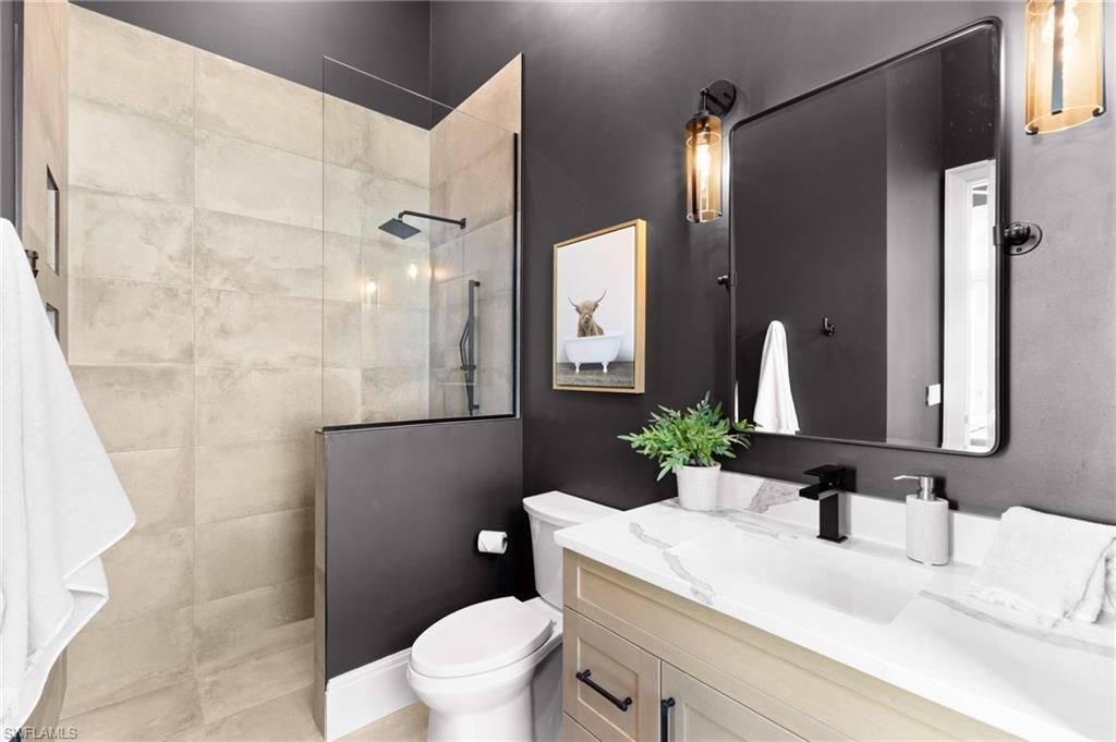 898 W Cape Estates Cir, Cape Coral, FL 33993 Photo