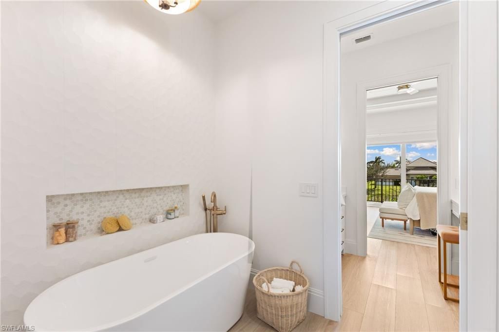 898 W Cape Estates Cir, Cape Coral, FL 33993 Photo