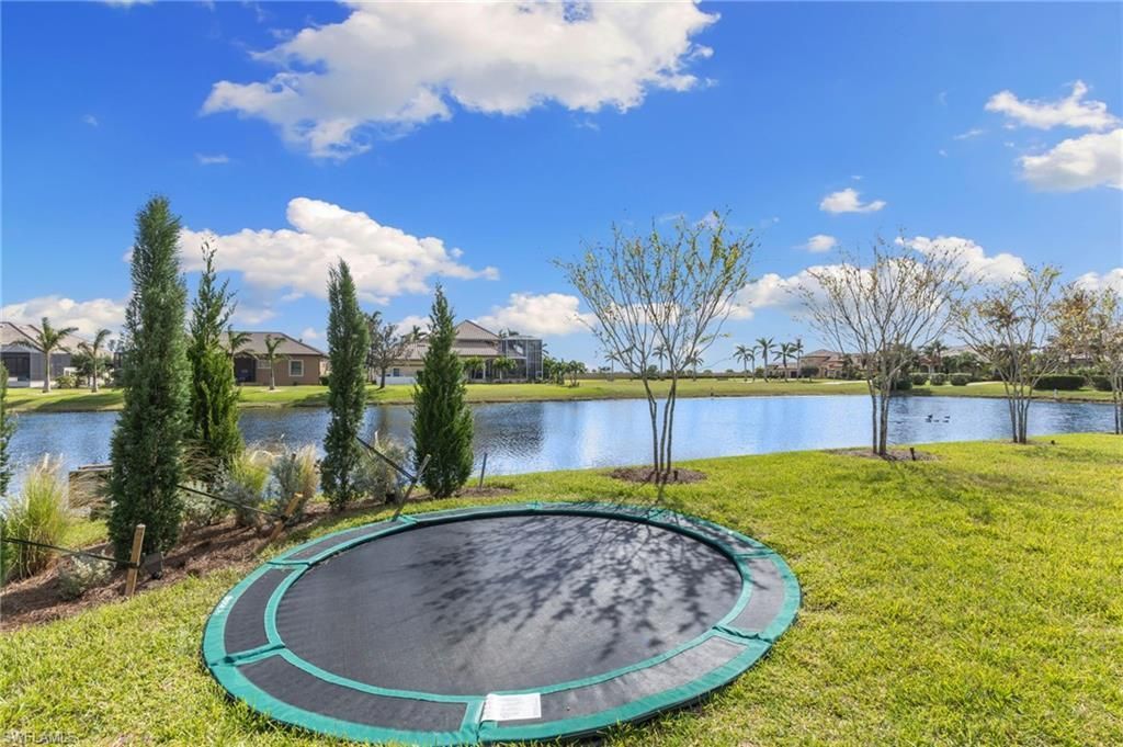 898 W Cape Estates Cir, Cape Coral, FL 33993 Photo