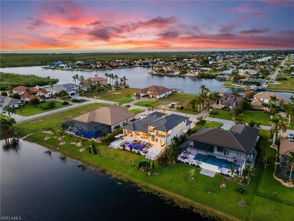 898 W Cape Estates Cir, Cape Coral, FL 33993 Photo