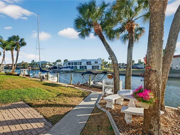 708 Victoria DR , Unit 212, CAPE CORAL, FL 33904