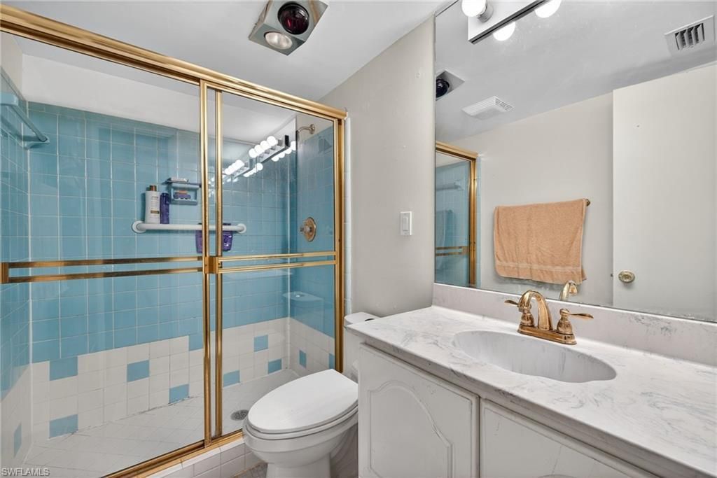 708 Victoria Dr, Unit 212, Cape Coral, FL 33904 Photo