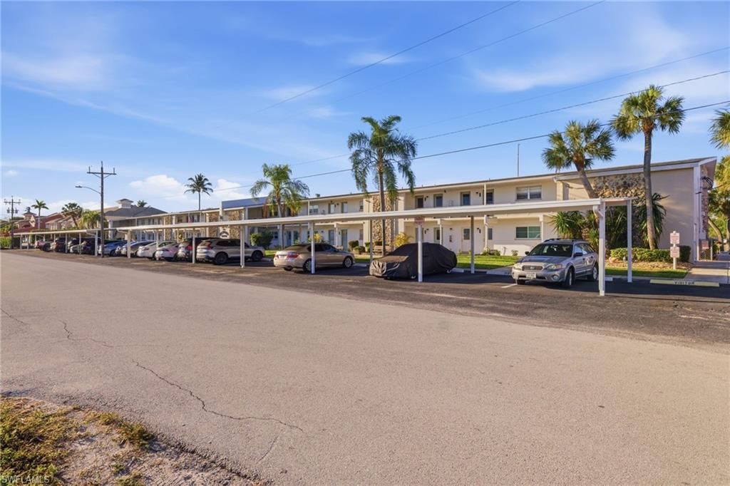 708 Victoria Dr, Unit 212, Cape Coral, FL 33904 Photo