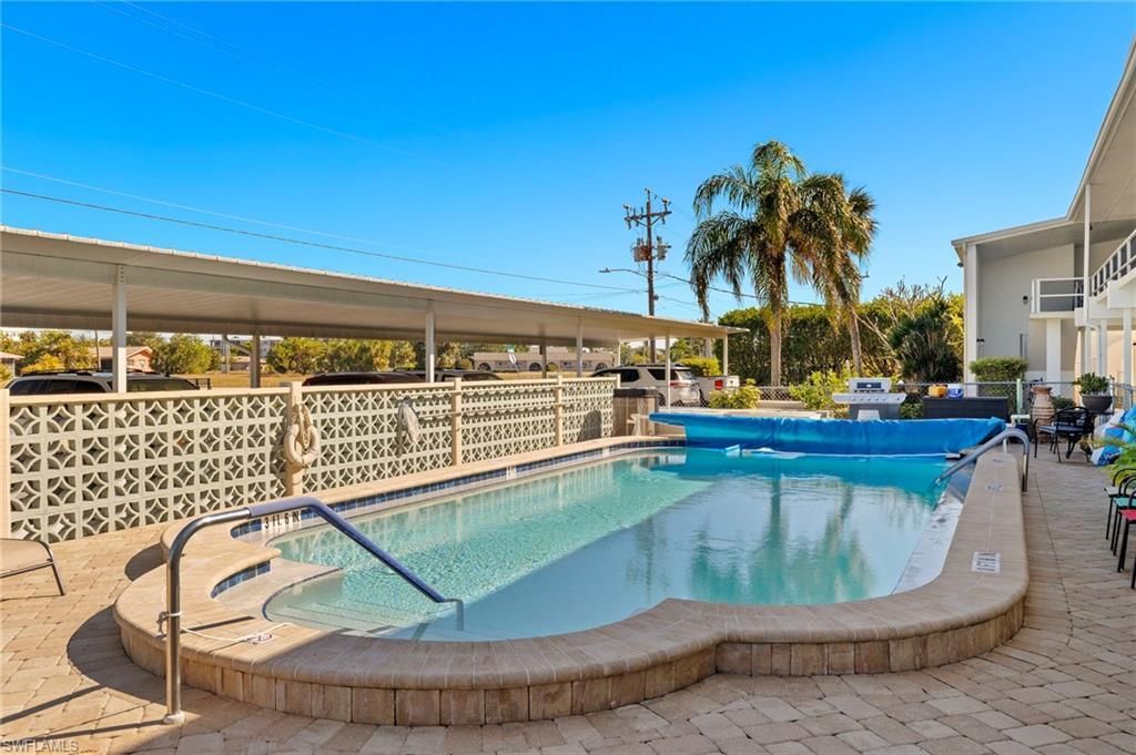 708 Victoria Dr, Unit 212, Cape Coral, FL 33904 Photo