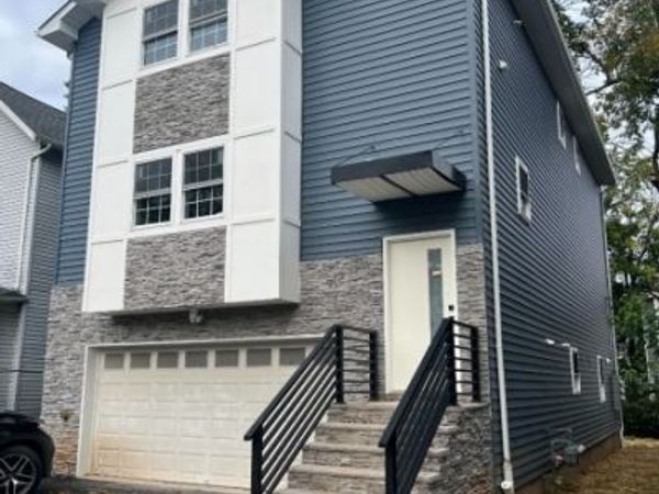 81 N Clinton St, Unit 2, East Orange, NJ 07017