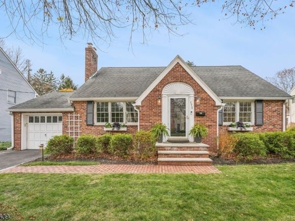 175 Green Village Rd, Madison, NJ 07940