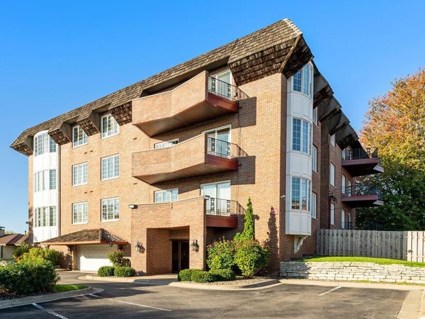 6300 Xerxes Avenue S, Unit 44, Edina, MN 55423