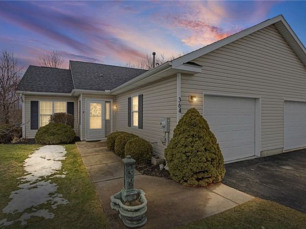 364 Walker Drive, Canandaigua, NY 14424