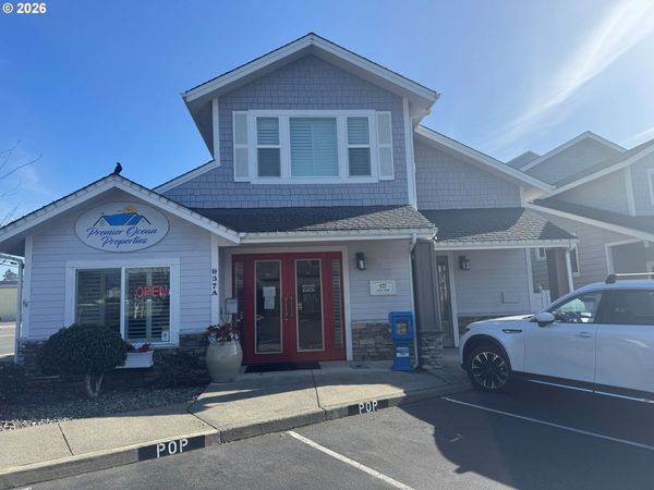 937 Chetco AVE, Unit A - 1, Brookings, OR 97415