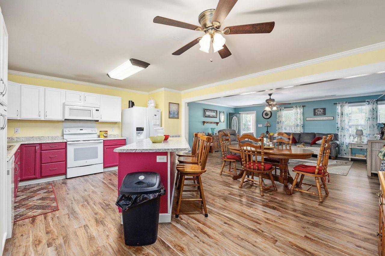 2500 Stones Edge Blvd.  Photo 8