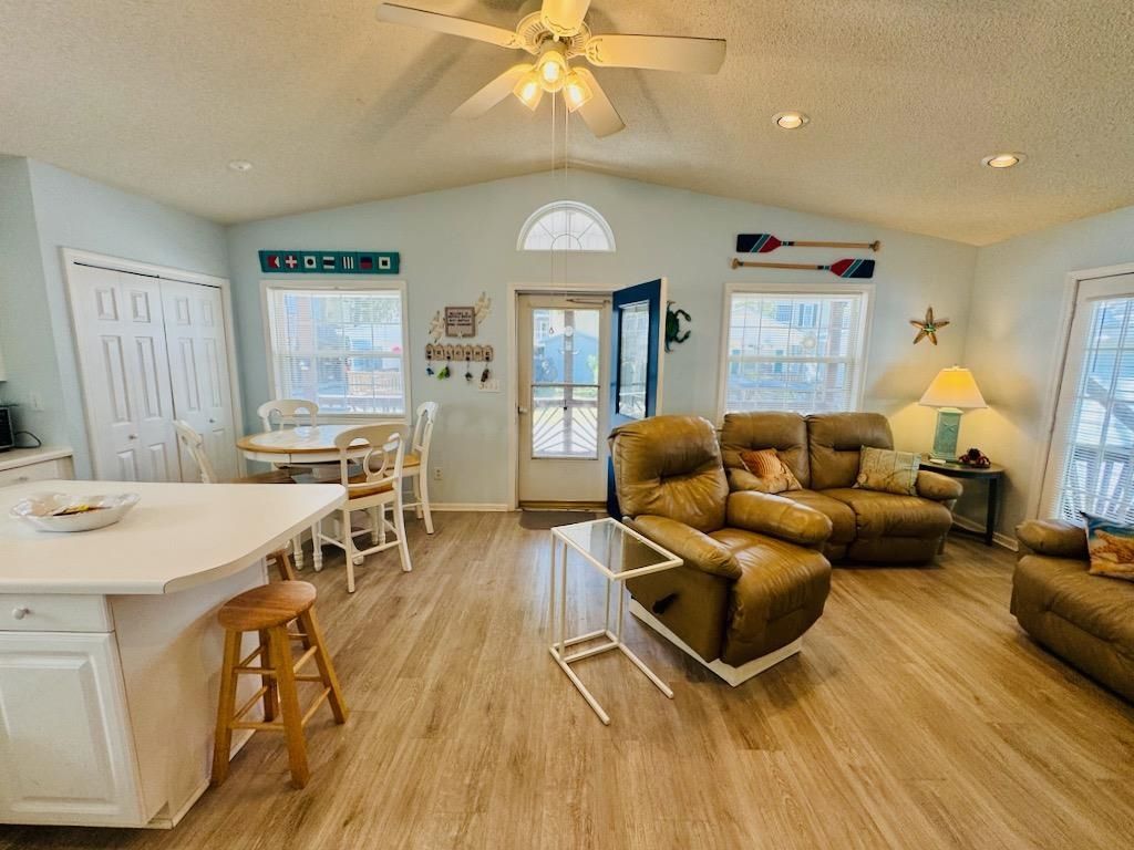 6001 - T15 S Kings Hwy.  Photo 7