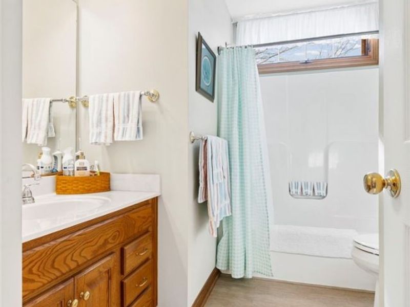 7020 Sweetwater Road NE, Canton, OH 44721 Photo 21