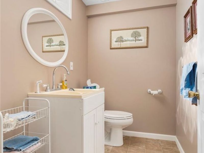 7020 Sweetwater Road NE, Canton, OH 44721 Photo 27