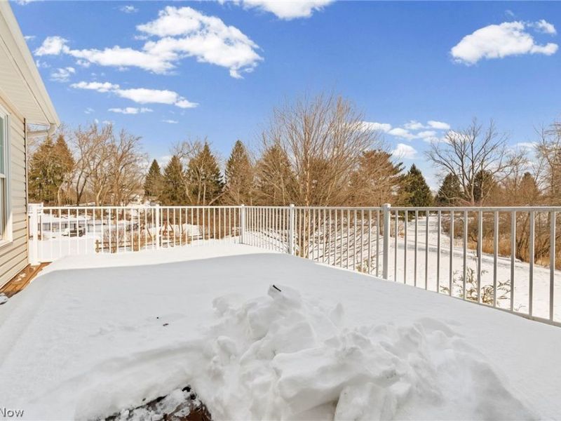 7020 Sweetwater Road NE, Canton, OH 44721 Photo 31