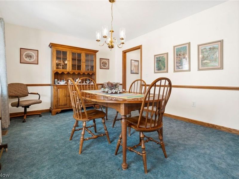 7020 Sweetwater Road NE, Canton, OH 44721 Photo 5