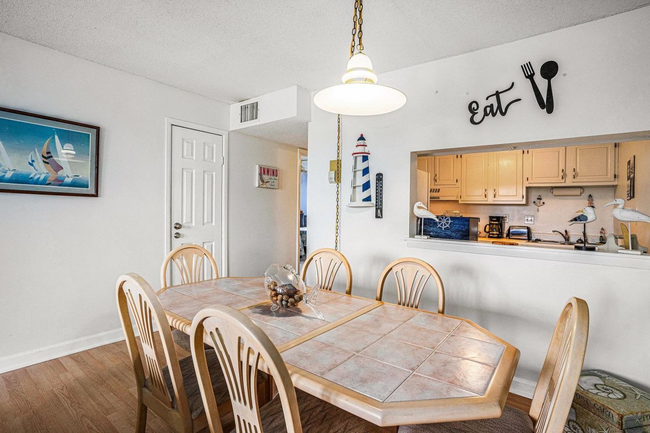 601 Mitchell Dr.  Photo 11