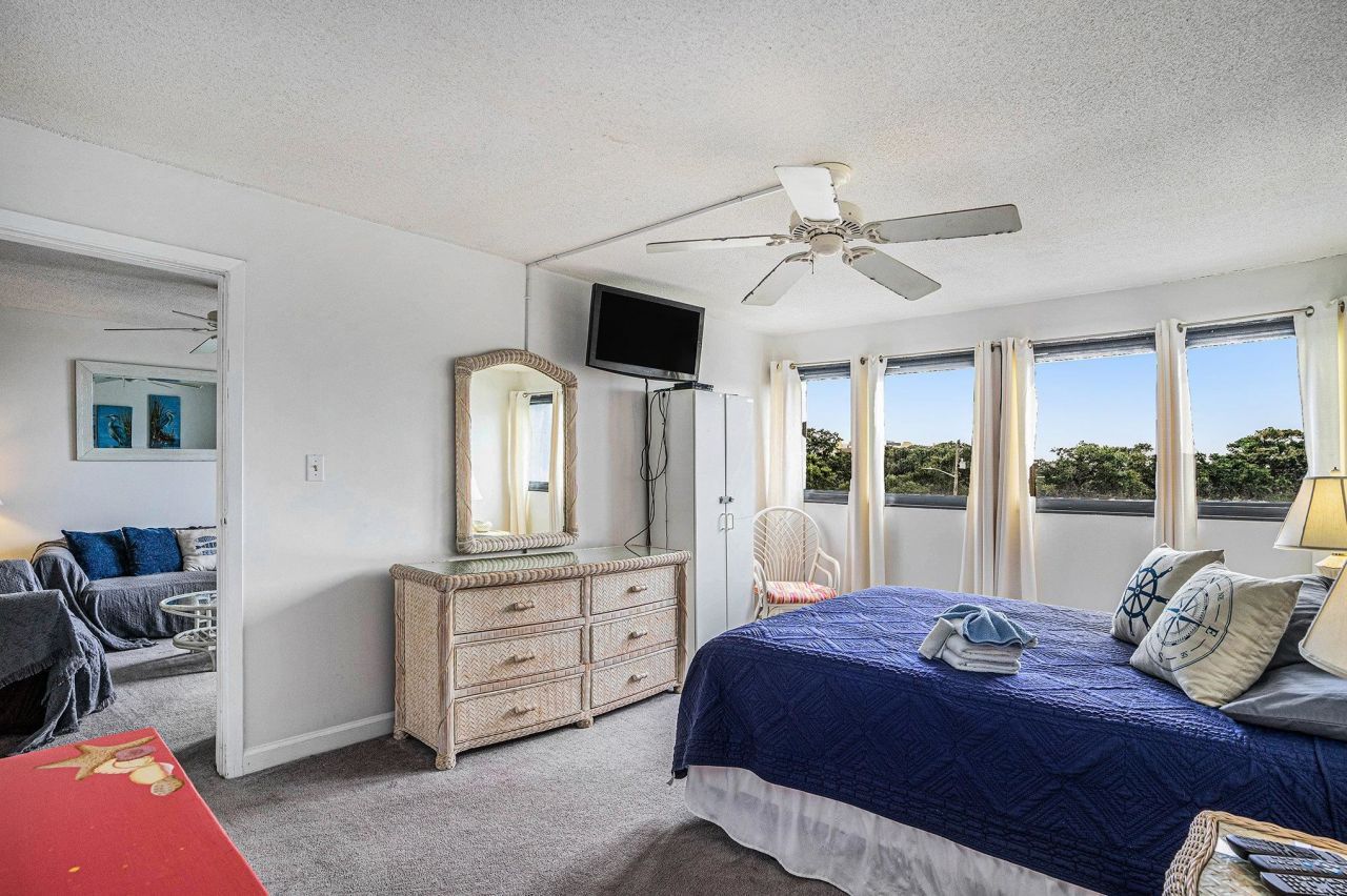 601 Mitchell Dr.  Photo 14