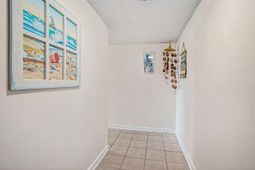 601 Mitchell Dr.  photo 4