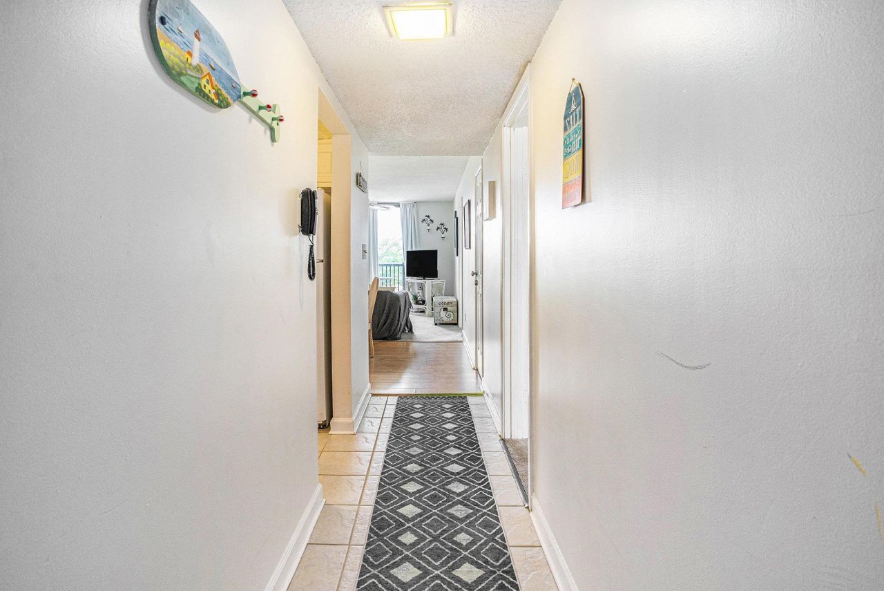 601 Mitchell Dr.  Photo 4