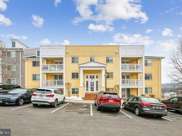 4127 S FOUR MILE RUN DRIVE, Unit 403, ARLINGTON, VA 22204