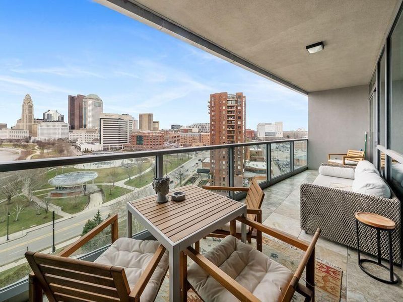 1 Miranova Place, Unit 1220, Columbus, OH 43215 Photo 16