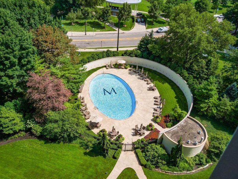 1 Miranova Place, Unit 1220, Columbus, OH 43215 Photo 23