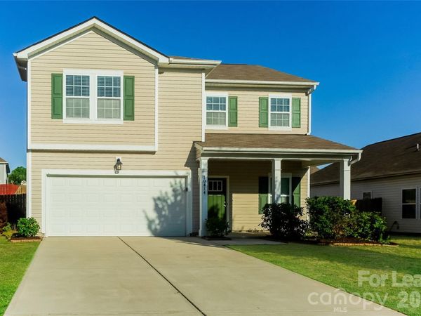 10414 Kempsford Drive, Charlotte, NC 28262
