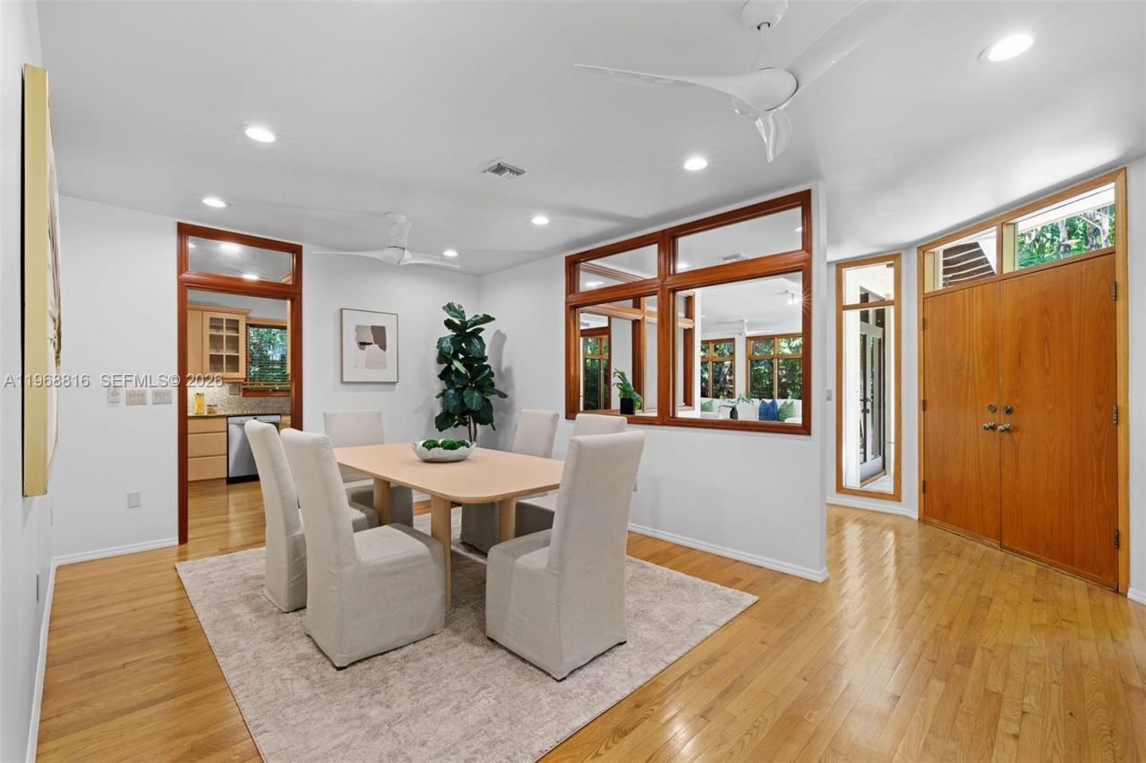 4140 Bonita Ave, Miami, FL 33133 Photo