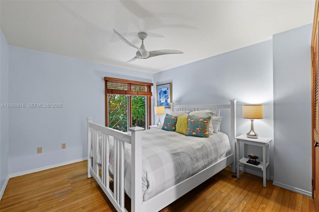 4140 Bonita Ave, Miami, FL 33133 Photo