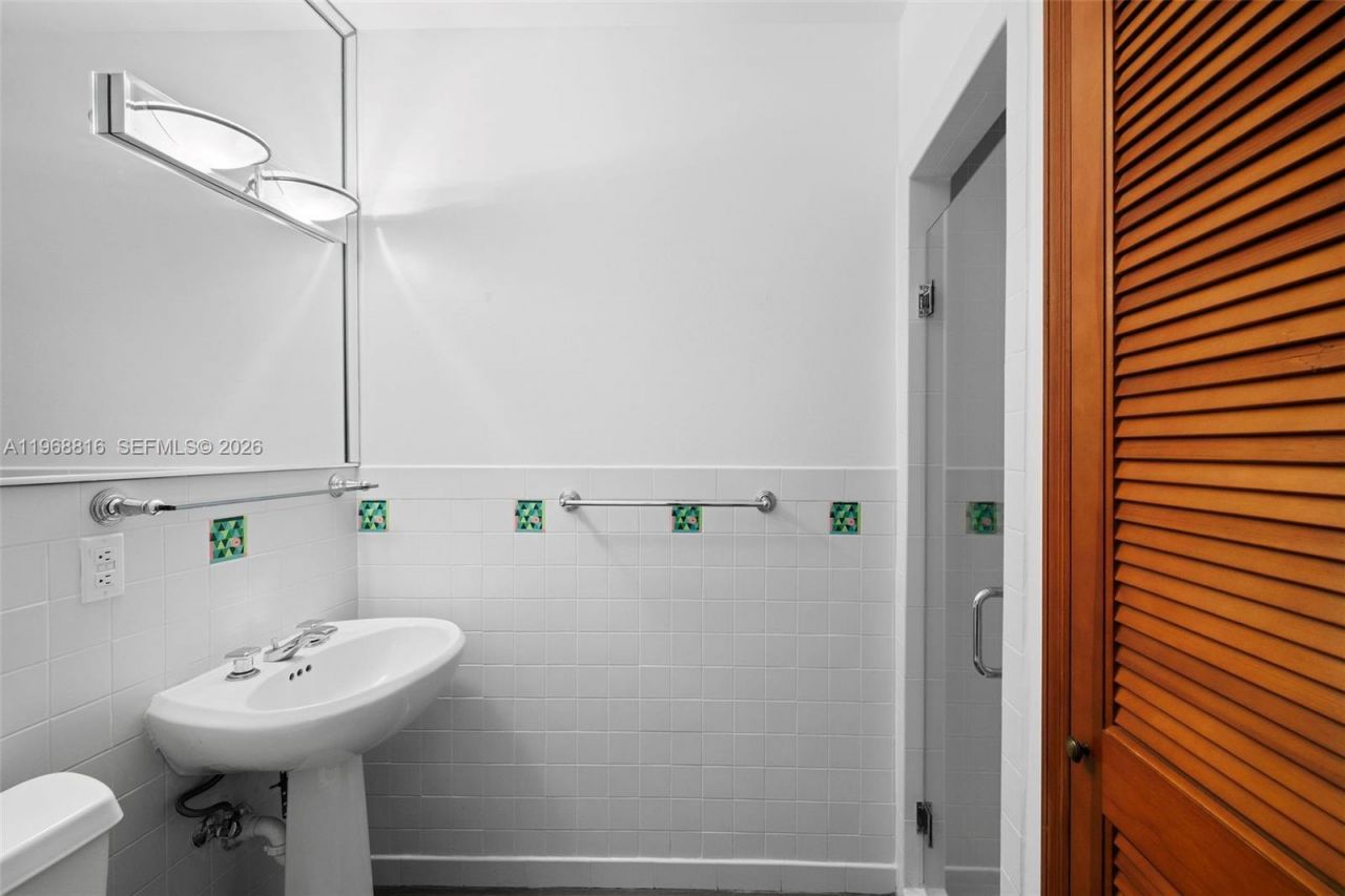 4140 Bonita Ave, Miami, FL 33133 Photo