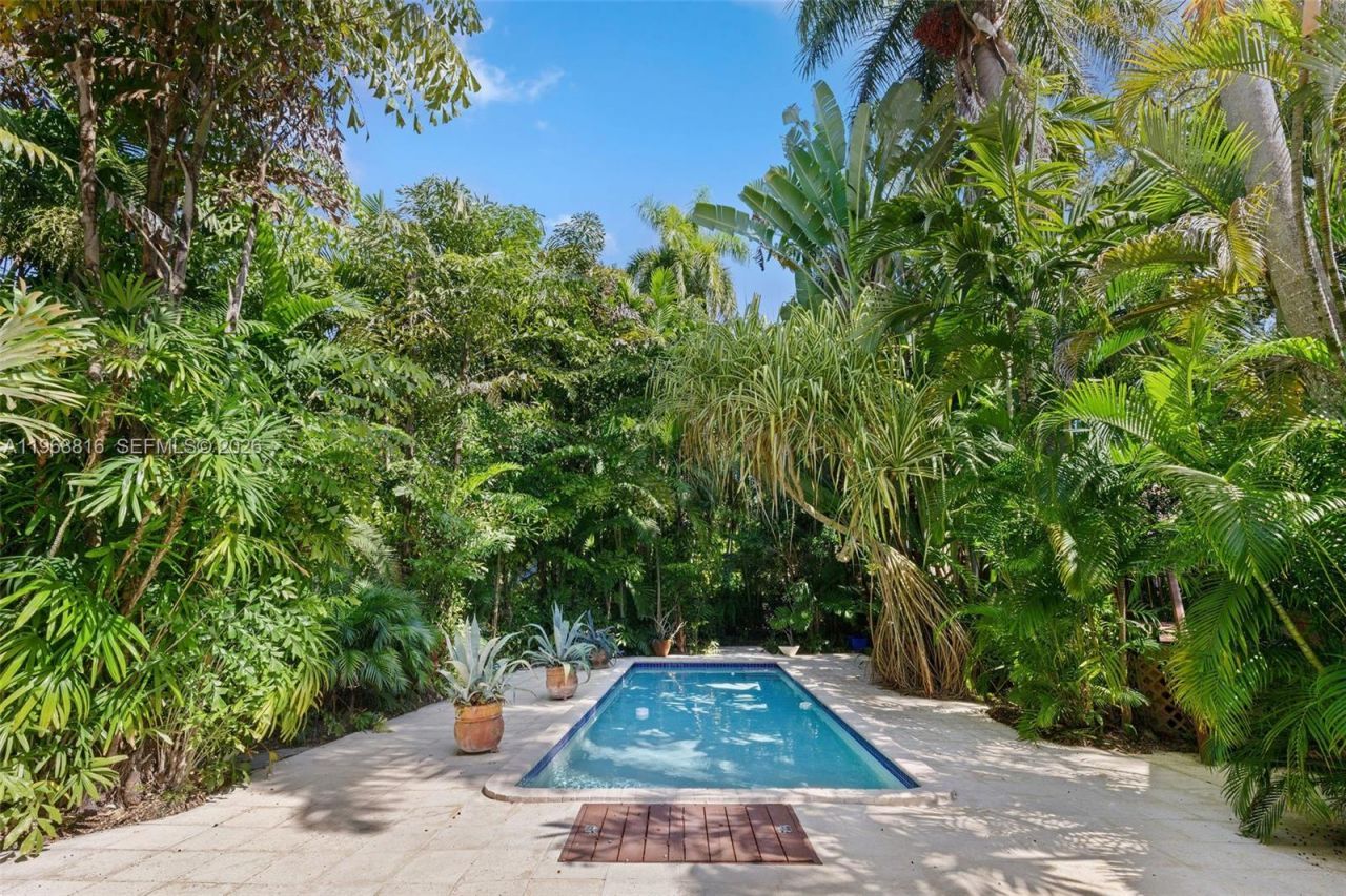 4140 Bonita Ave, Miami, FL 33133 Photo