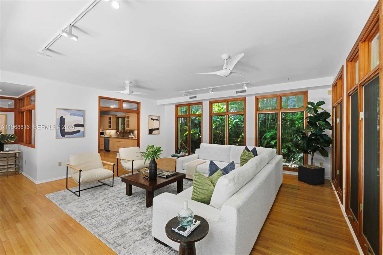 4140 Bonita Ave, Miami, FL 33133 Photo