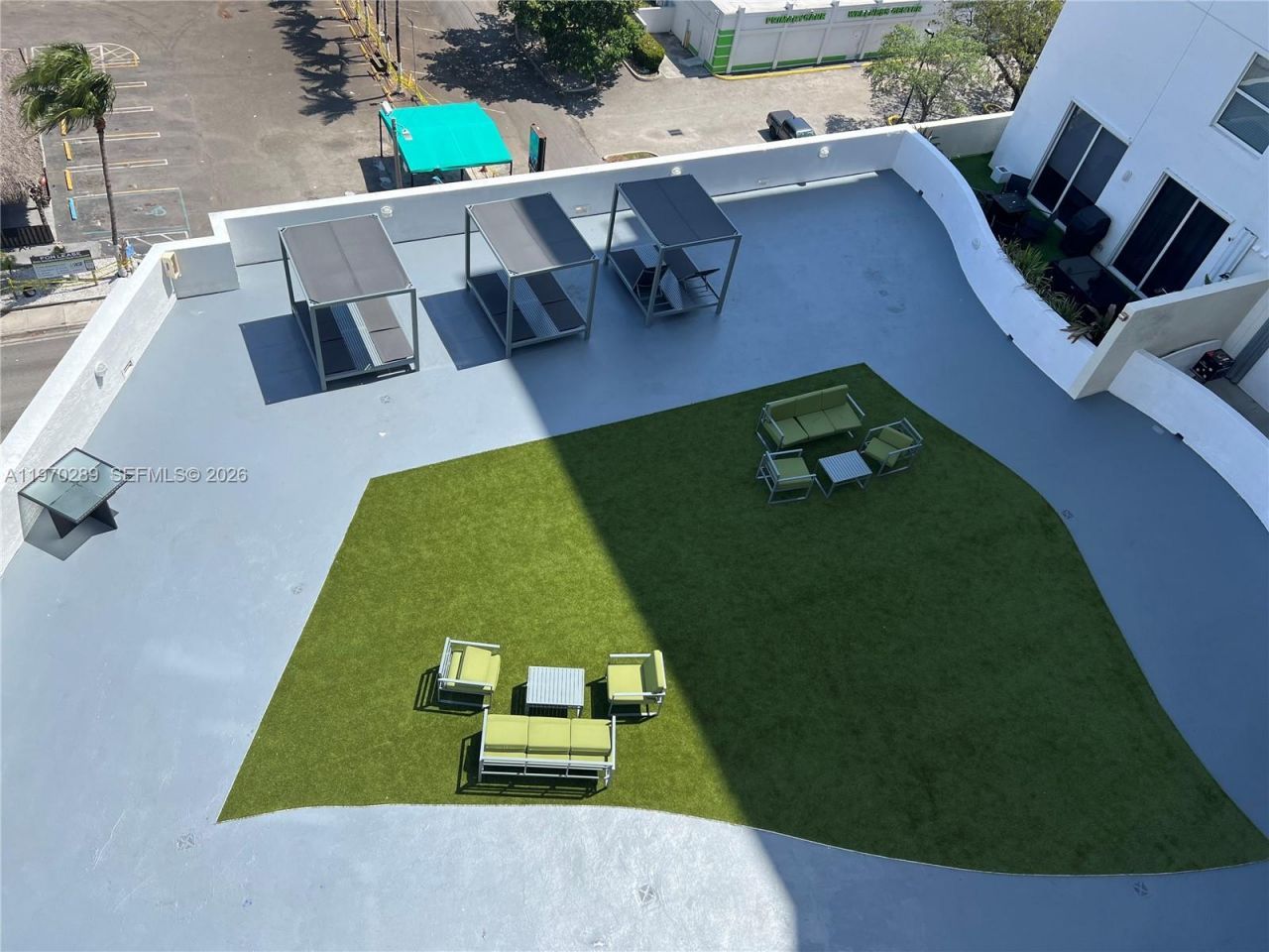 1 Glen Royal Pkwy, Unit 1112, Miami, FL 33125 Photo