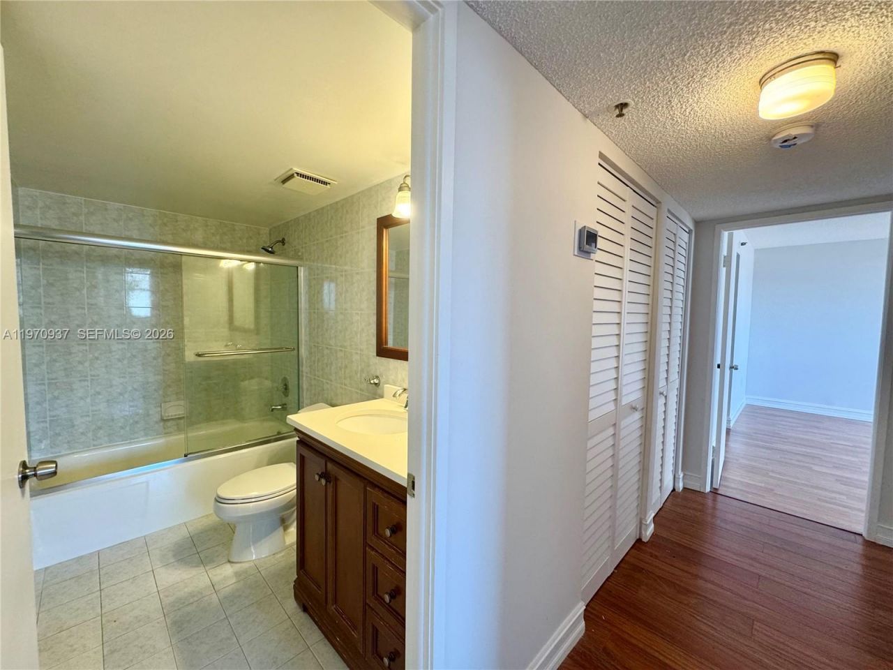 210 174th St, Unit 1205, Sunny Isles Beach, FL 33160 Photo