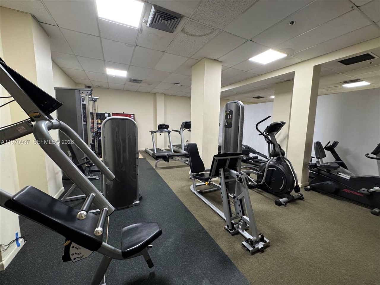 210 174th St, Unit 1205, Sunny Isles Beach, FL 33160 Photo