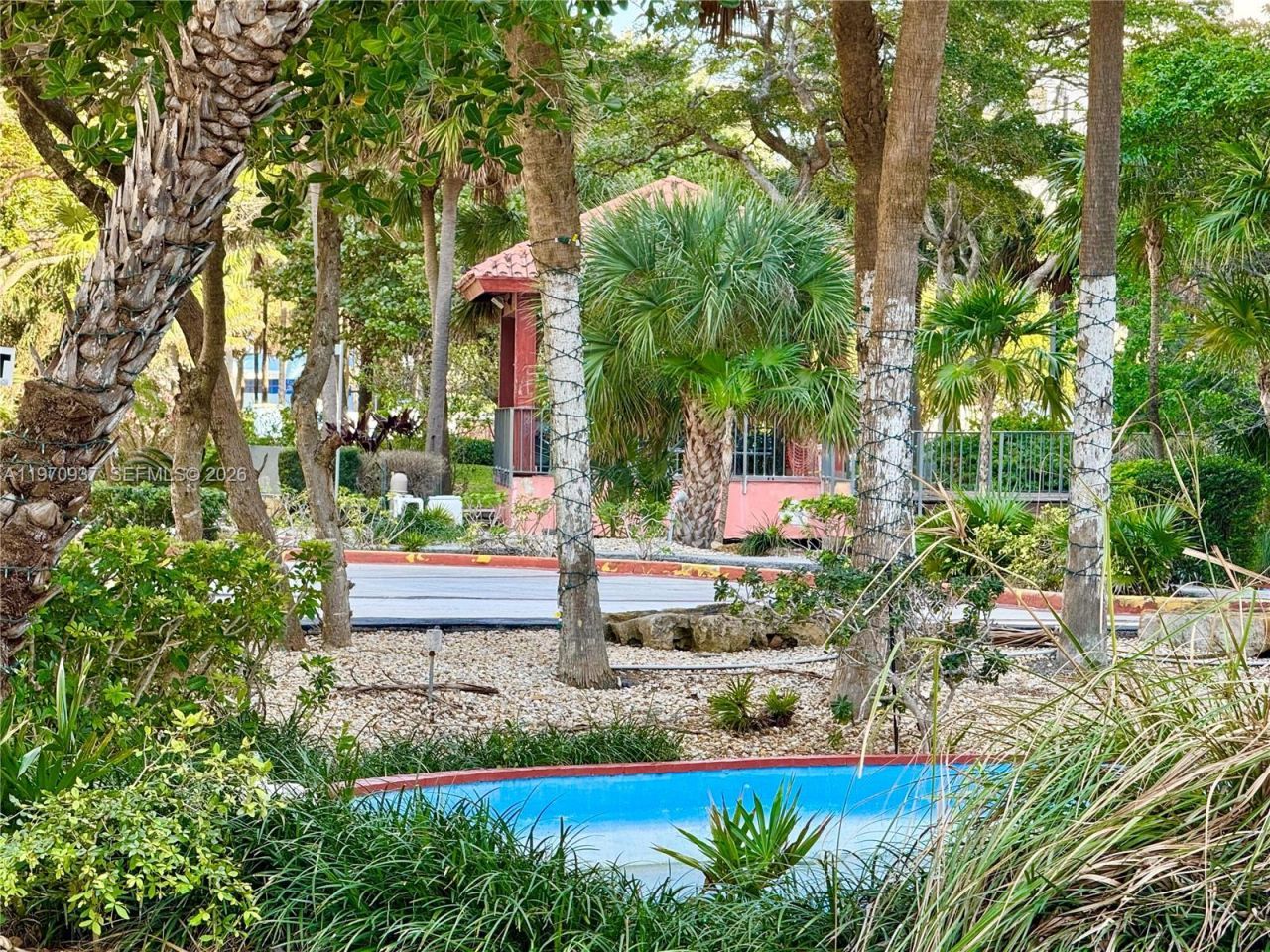 210 174th St, Unit 1205, Sunny Isles Beach, FL 33160 Photo